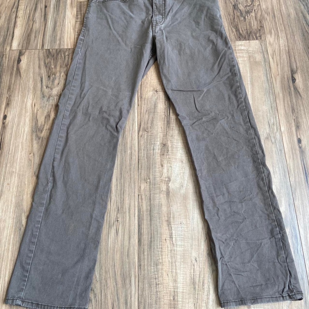 Wrangler brown straight fit jeans, perfect condition, size 5
